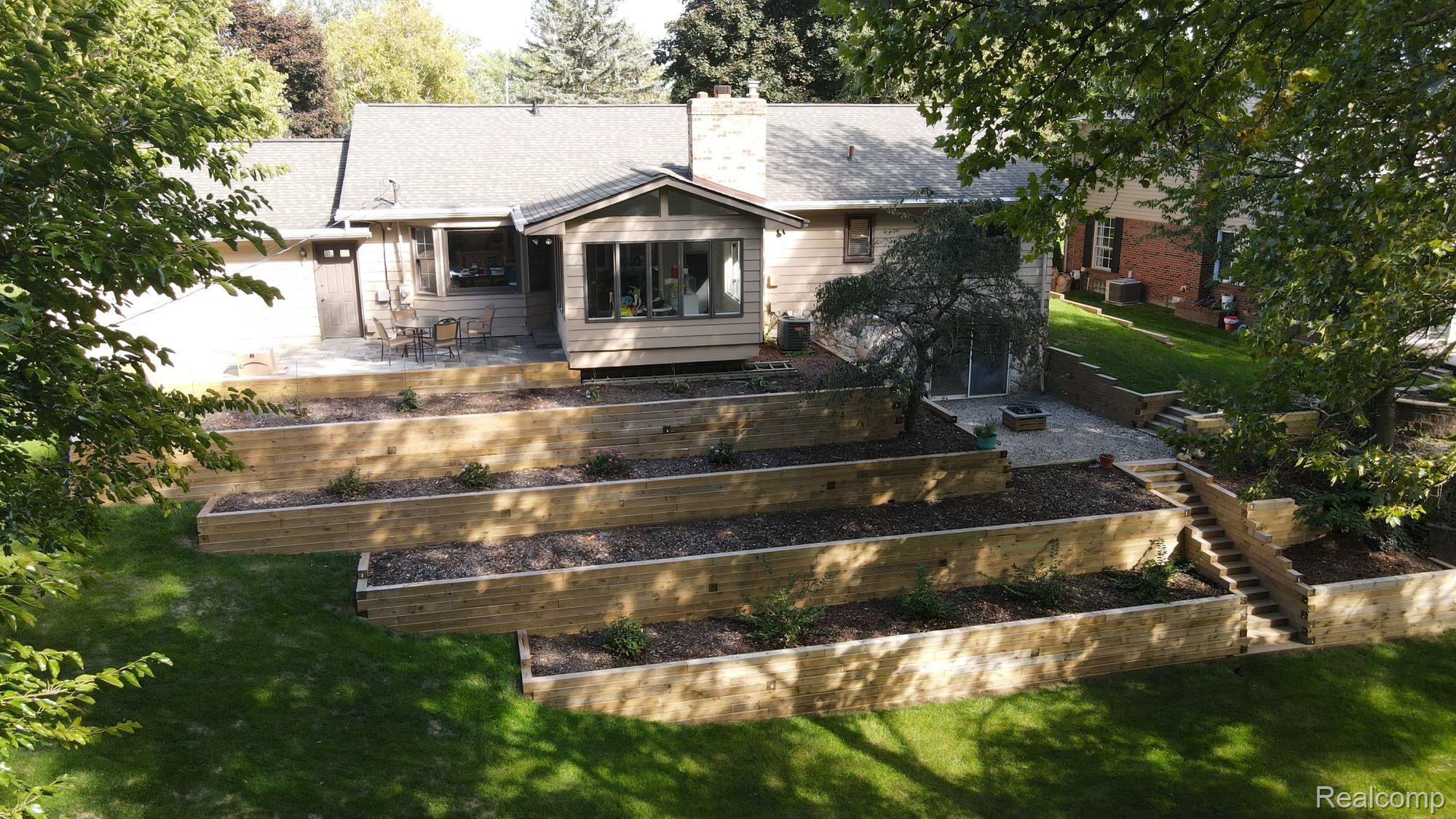 650 Lake Forest Road Rochester, MI 48309 - Photo 4 of 30 TERRACE