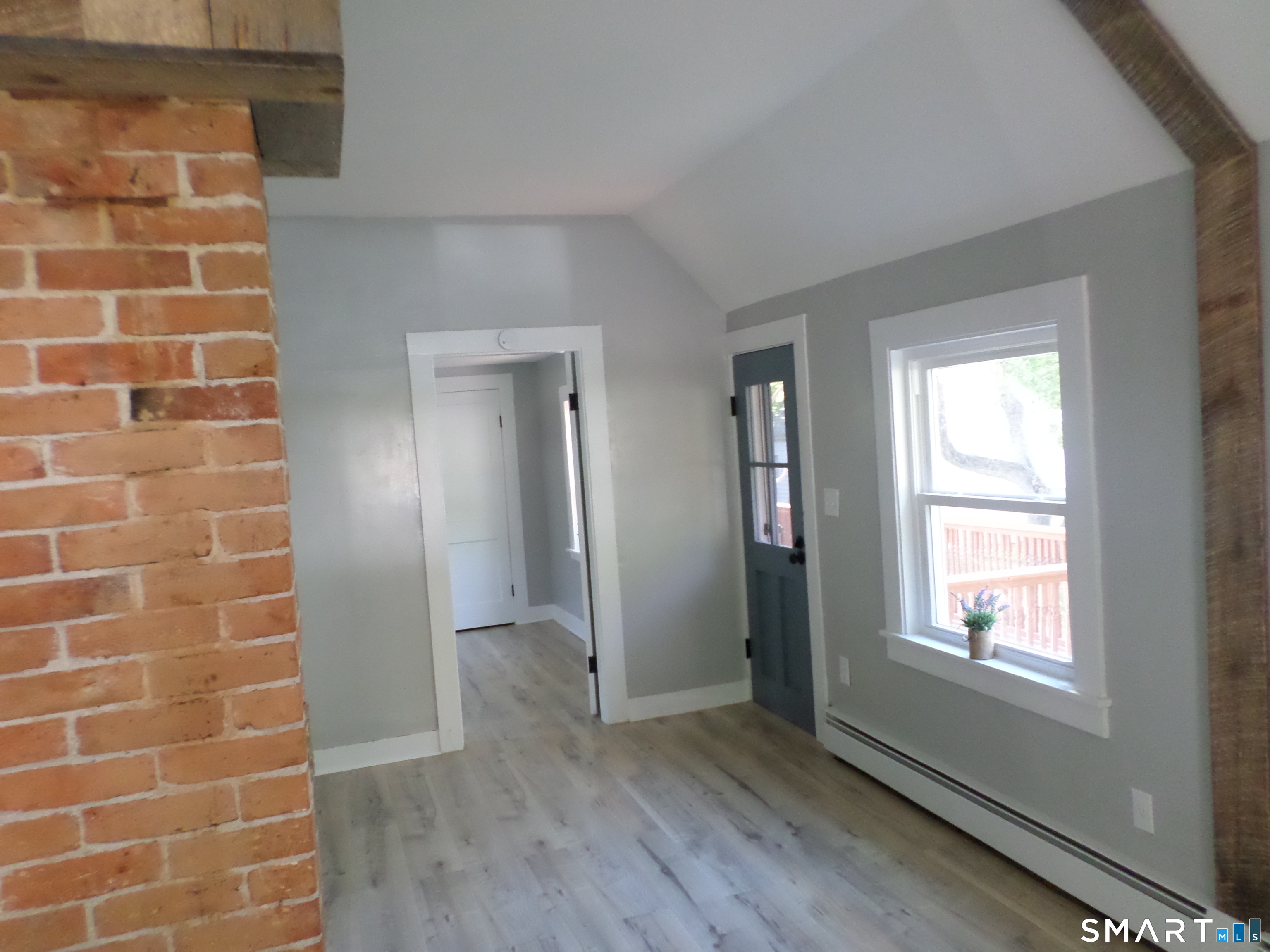 86 West Street Manchester, CT 06040 - Photo 12 of 20
