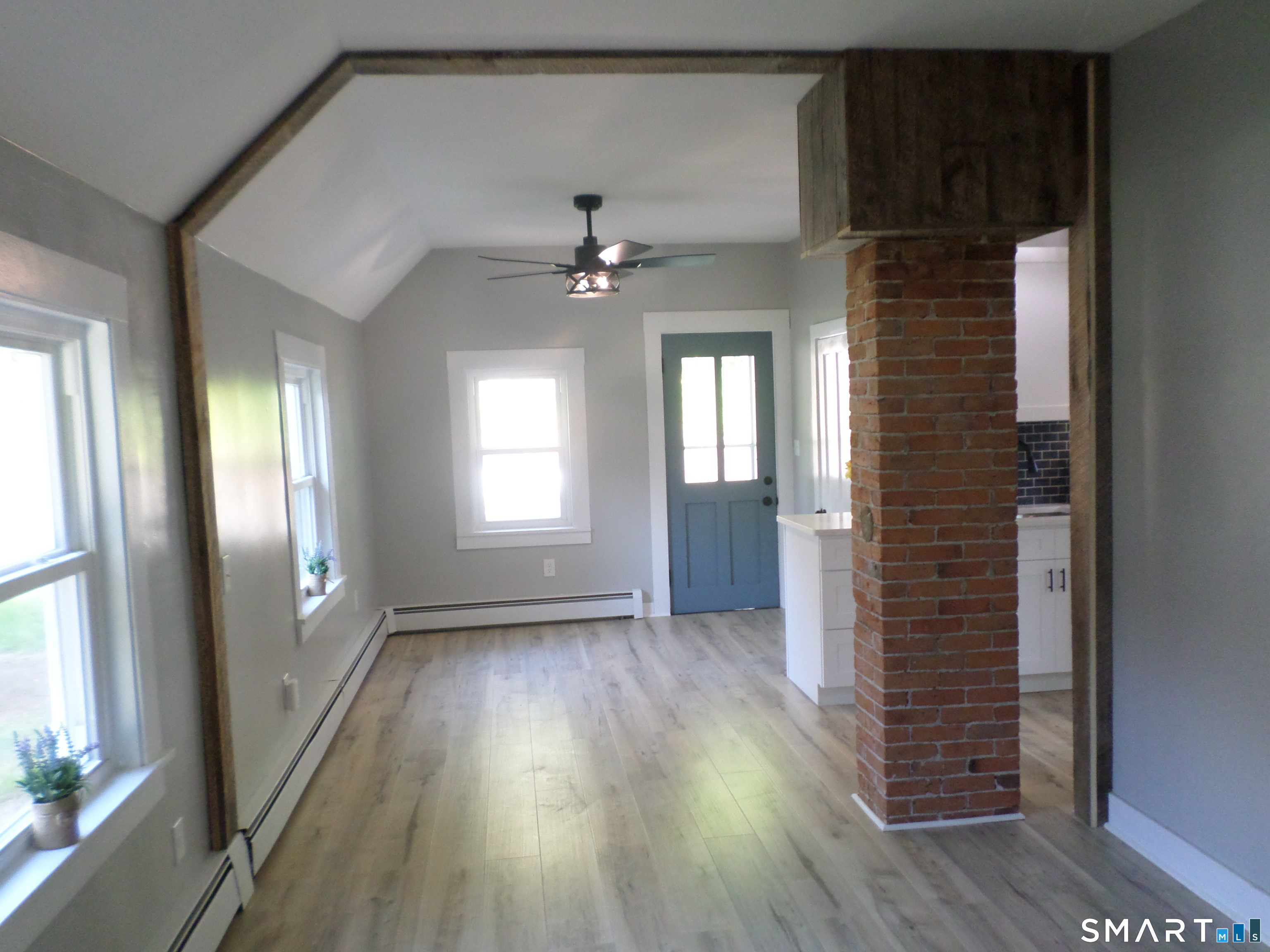86 West Street Manchester, CT 06040 - Photo 13 of 20