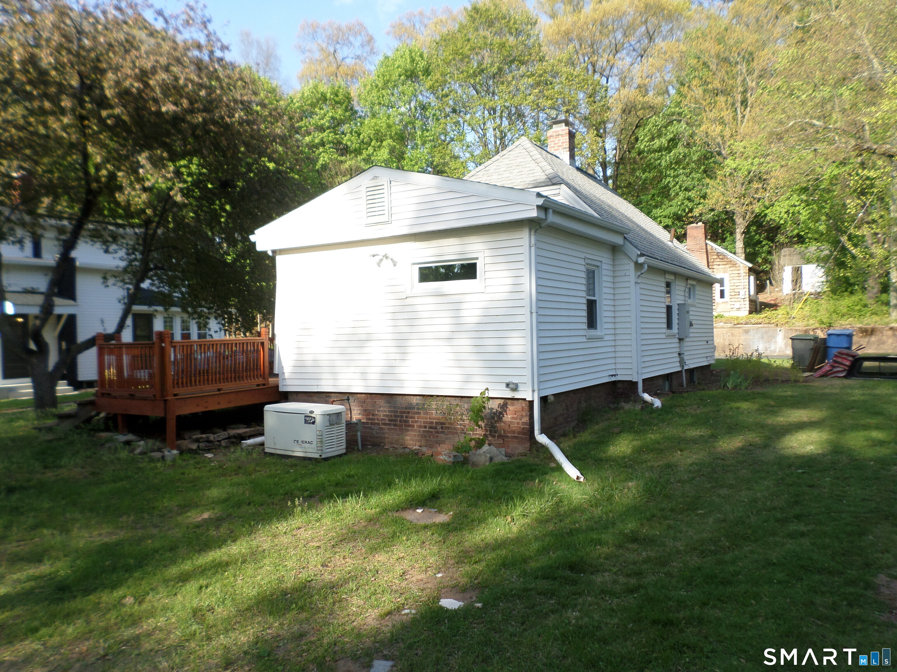 86 West Street Manchester, CT 06040 - Photo 8 of 20