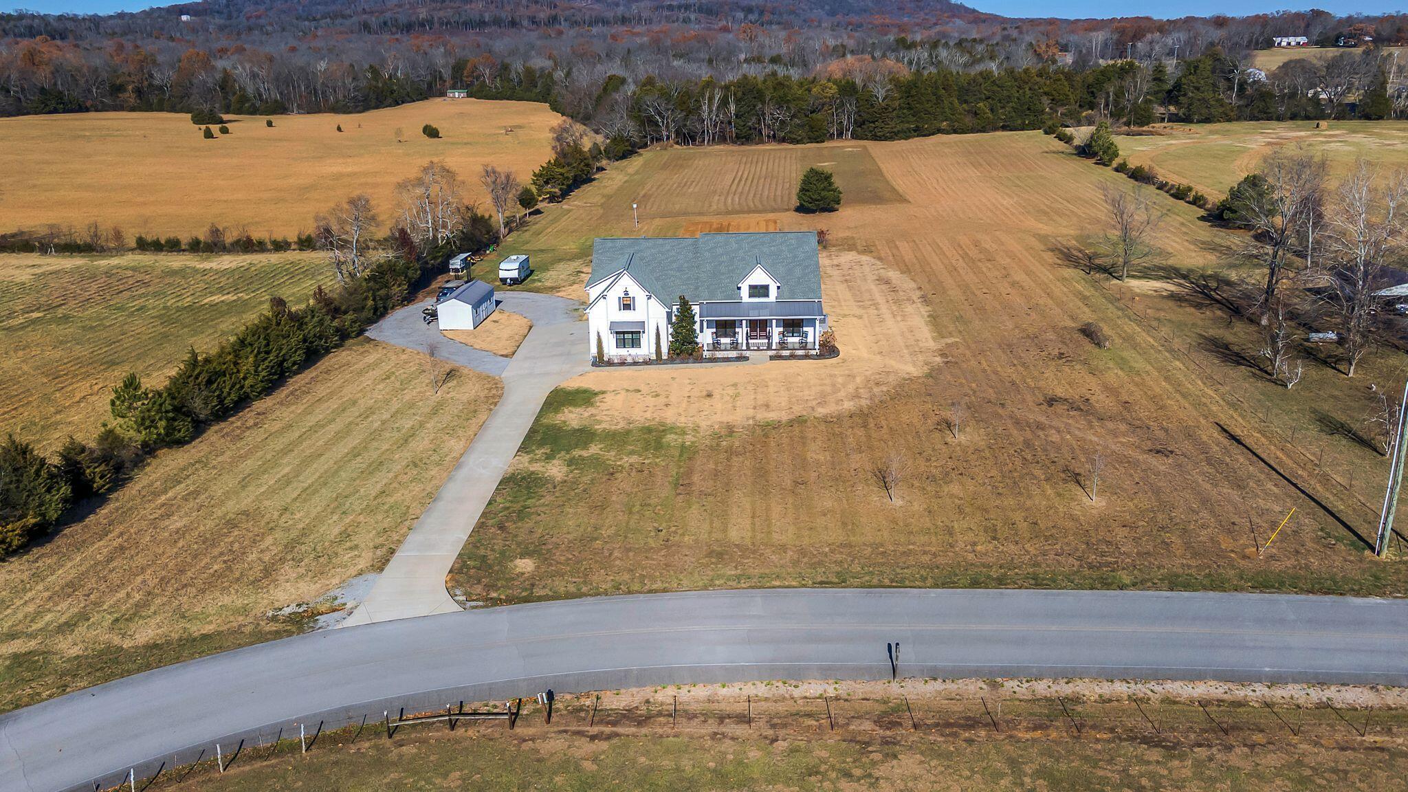 9142 Link Road Christiana, TN 37037 - Photo 5 of 58 drone property view