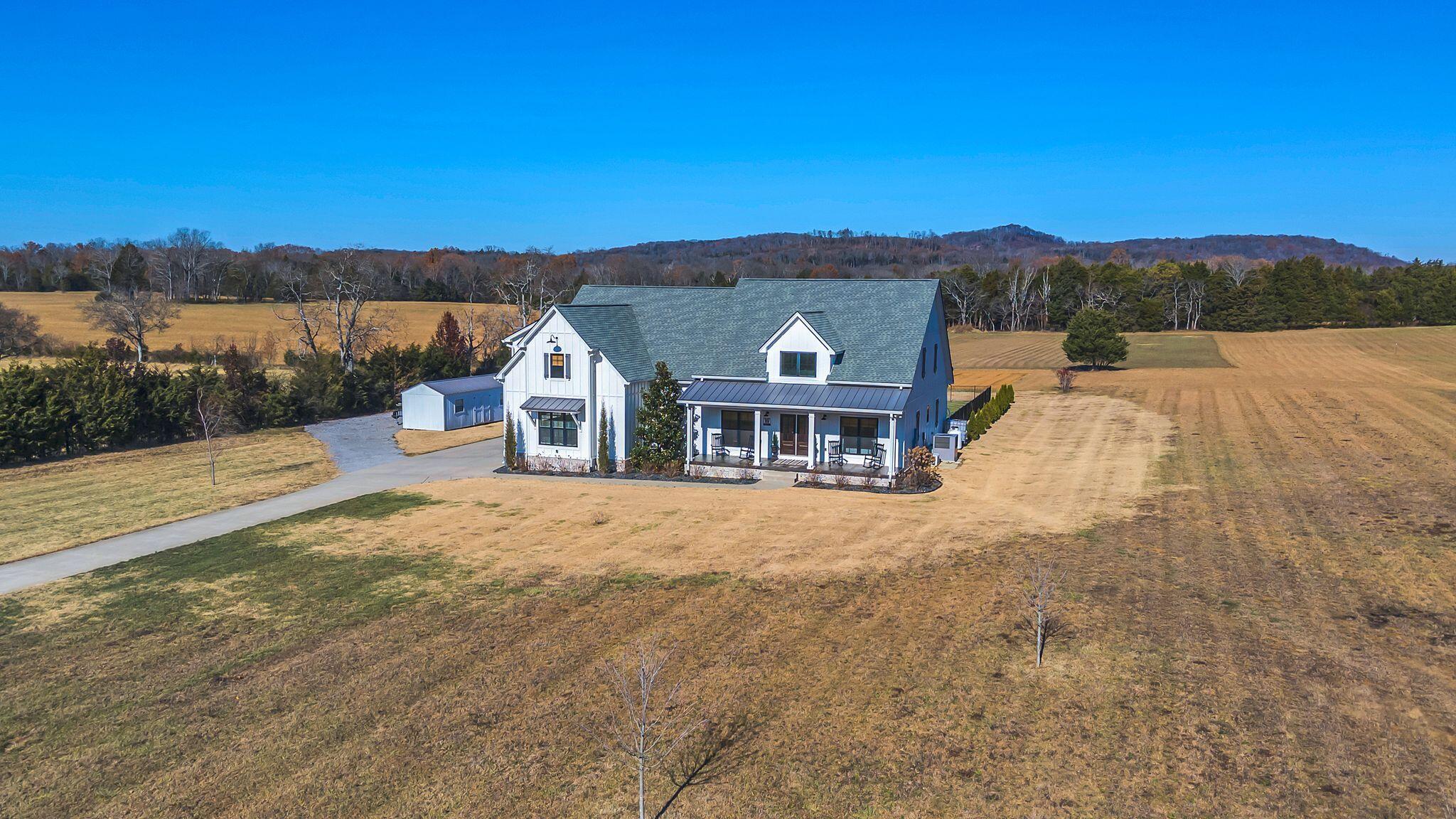 9142 Link Road Christiana, TN 37037 - Photo 9 of 58 Front Exterior