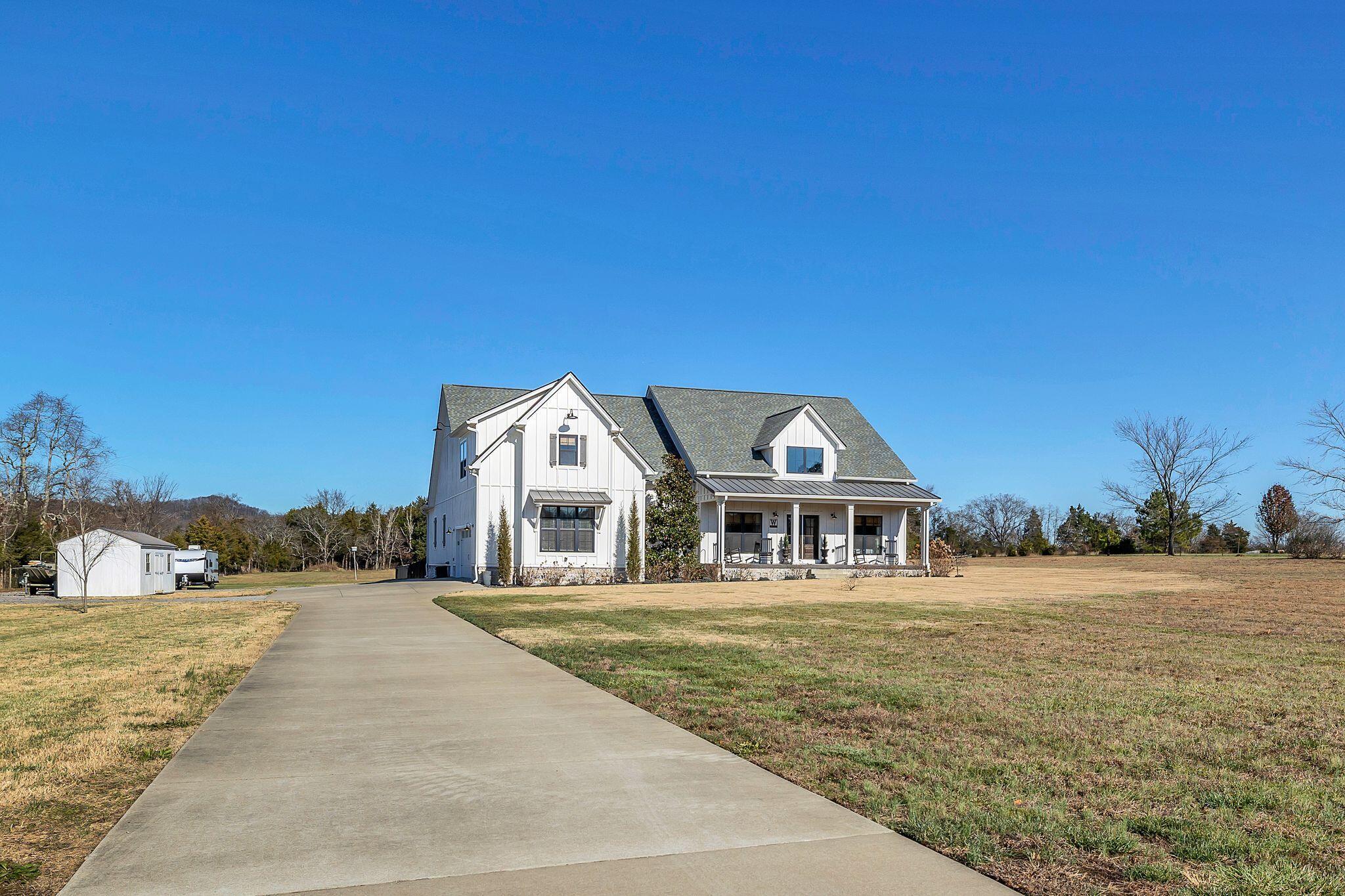 9142 Link Road Christiana, TN 37037 - Photo 10 of 58 Front Exterior