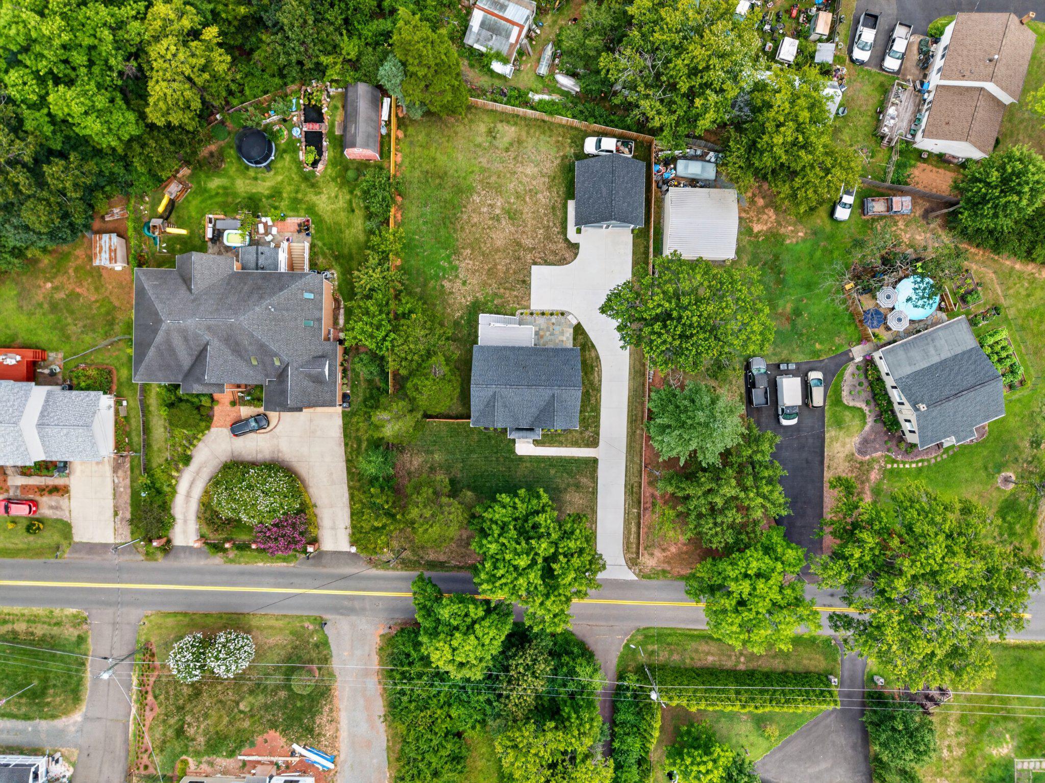 8323 Rolling Road Manassas, VA 20110 - Photo 77 of 97 Neighborhood Aerial View.