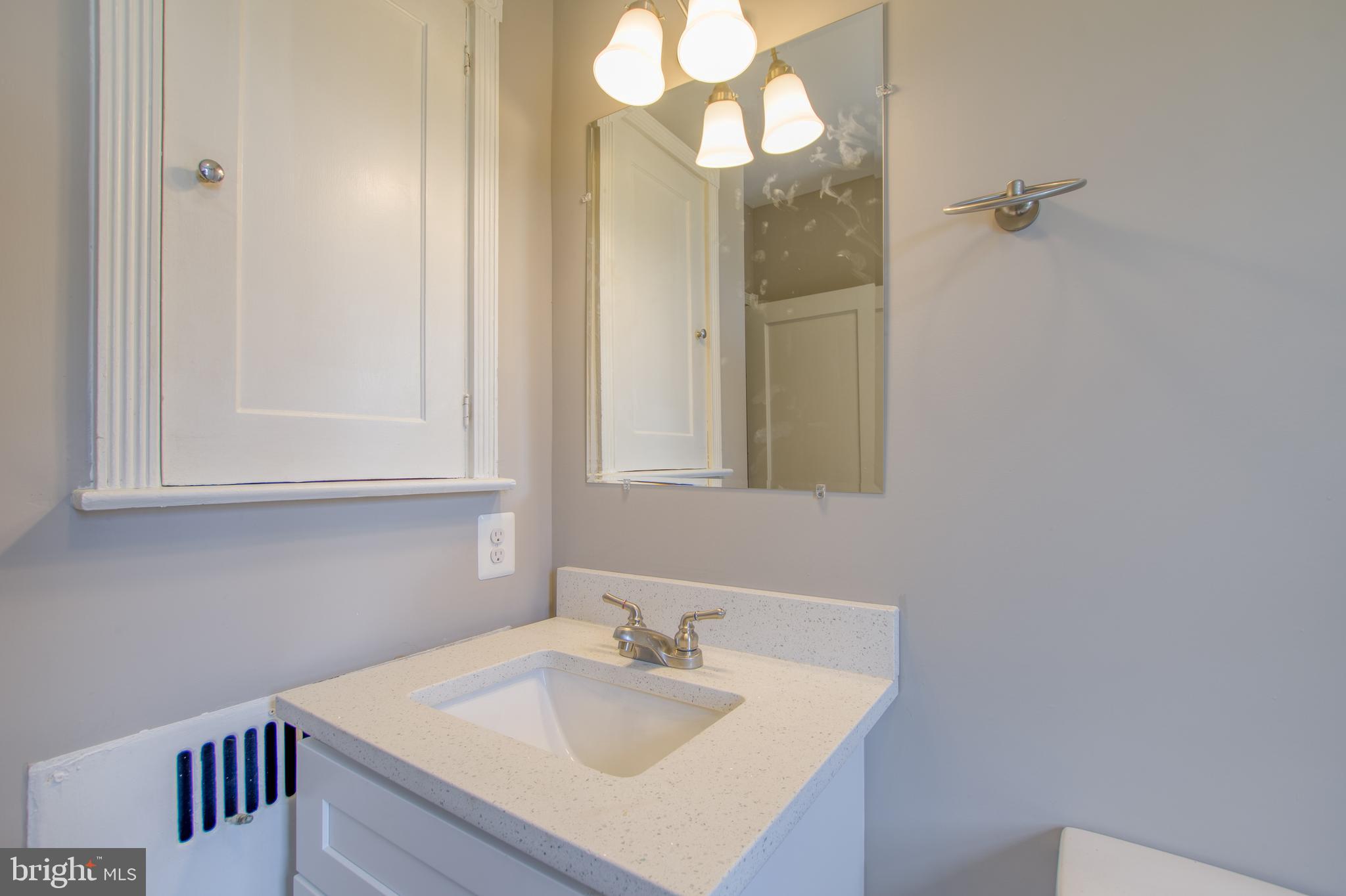 1526 Roundhill Road Baltimore, MD 21218 - Photo 22 of 29 Gallery Image 22