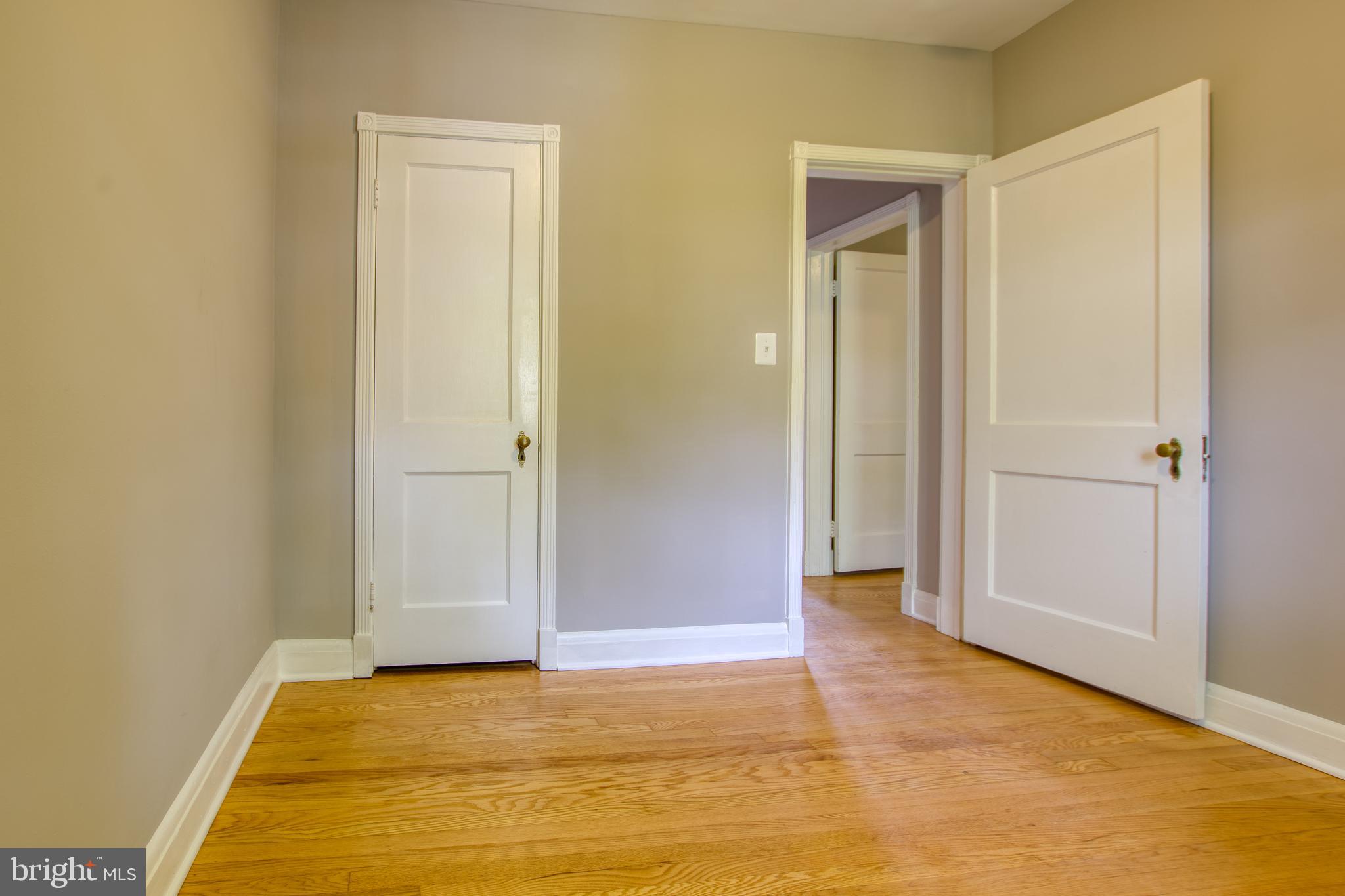 1526 Roundhill Road Baltimore, MD 21218 - Photo 24 of 29 Gallery Image 24