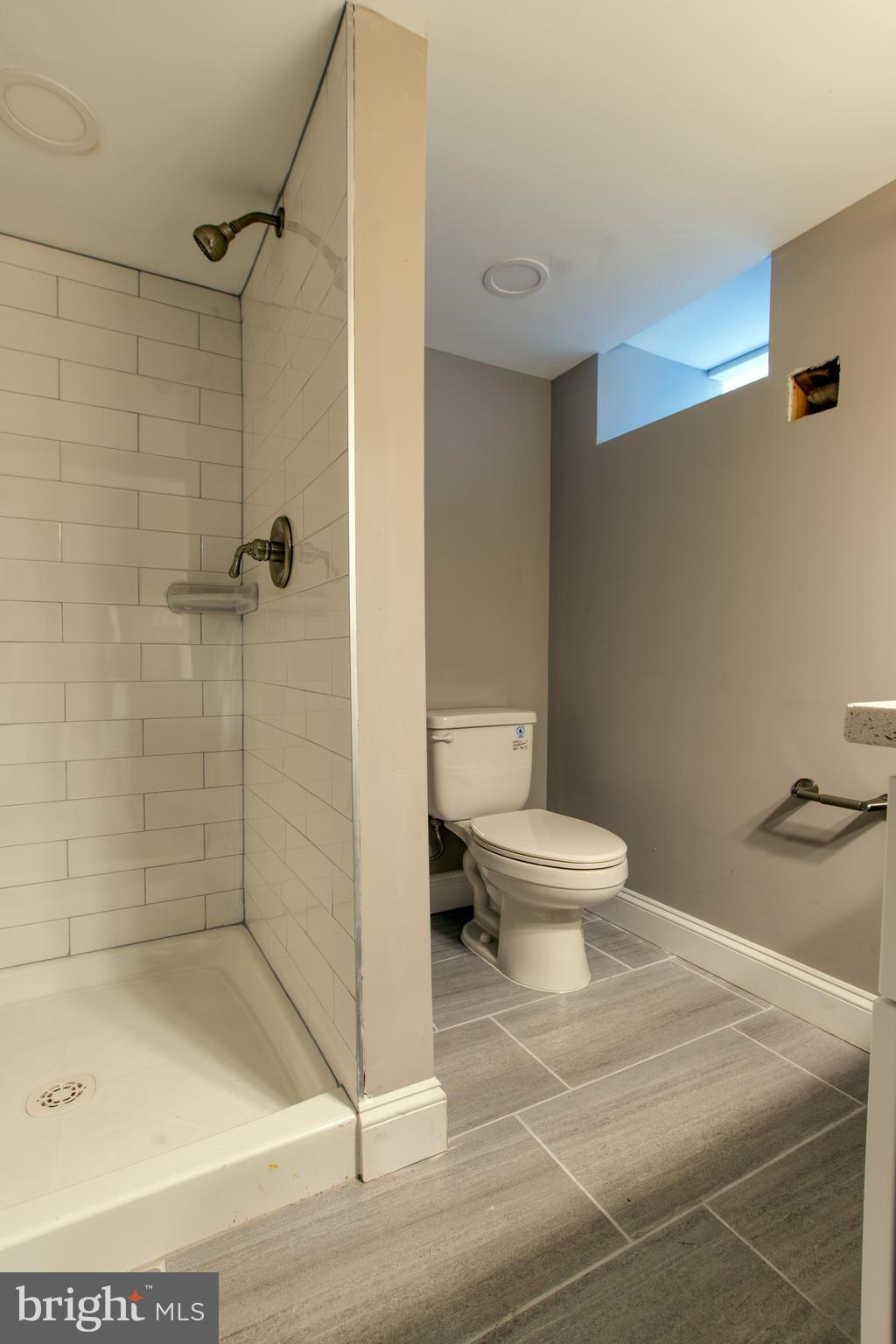 1526 Roundhill Road Baltimore, MD 21218 - Photo 28 of 29 Gallery Image 28