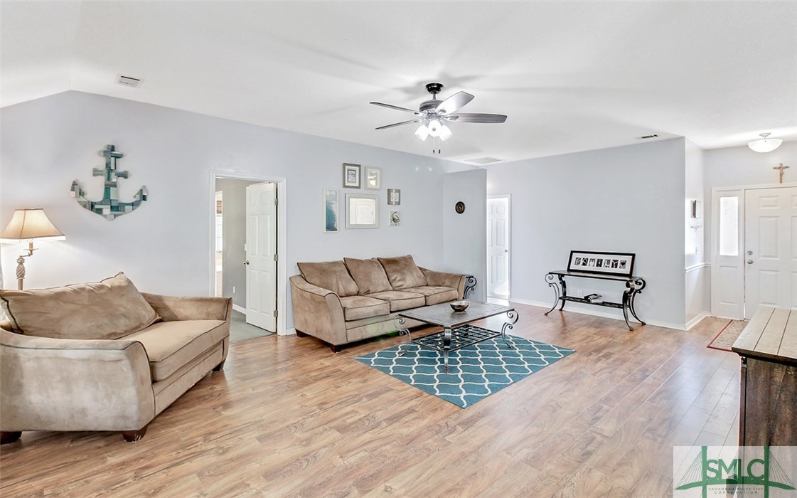 826 Roebling Road Bloomingdale, GA 31302 - Photo 4 of 30 Gallery Image 4