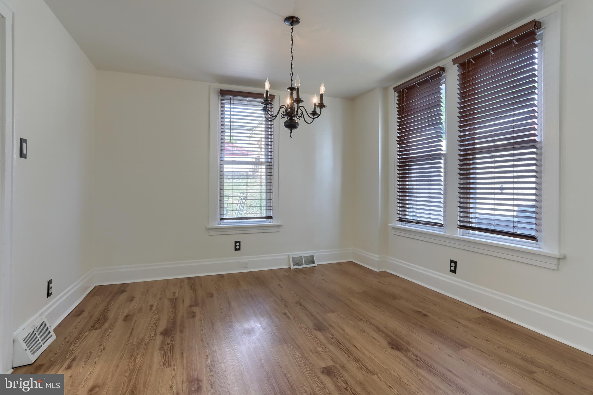 3312 Spring Street Harrisburg, PA 17109 - Photo 27 of 40 Dining Room