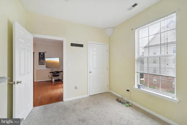 $189,900 | 2801 Forest Run Drive, Unit 1303, District Heights, MD 20747