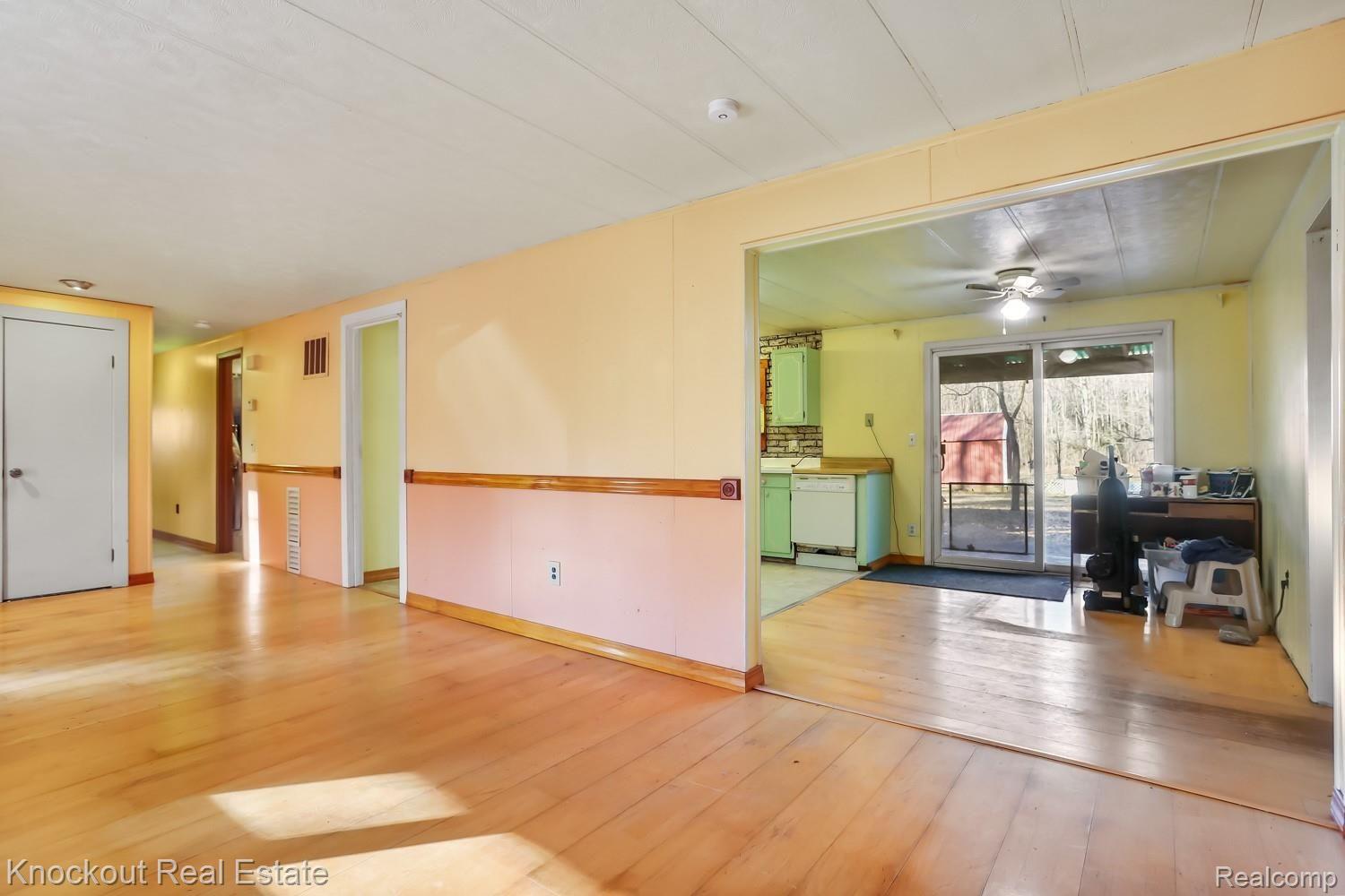 10255 Duffield Rd -7.jpg