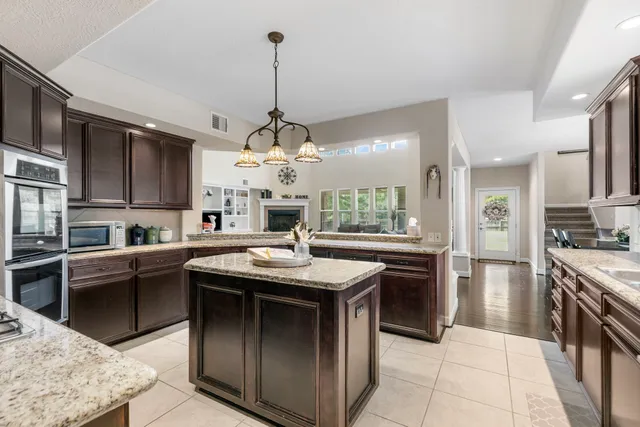 $1,099,000 | 28433 Wild Oaks, Magnolia, TX 77355