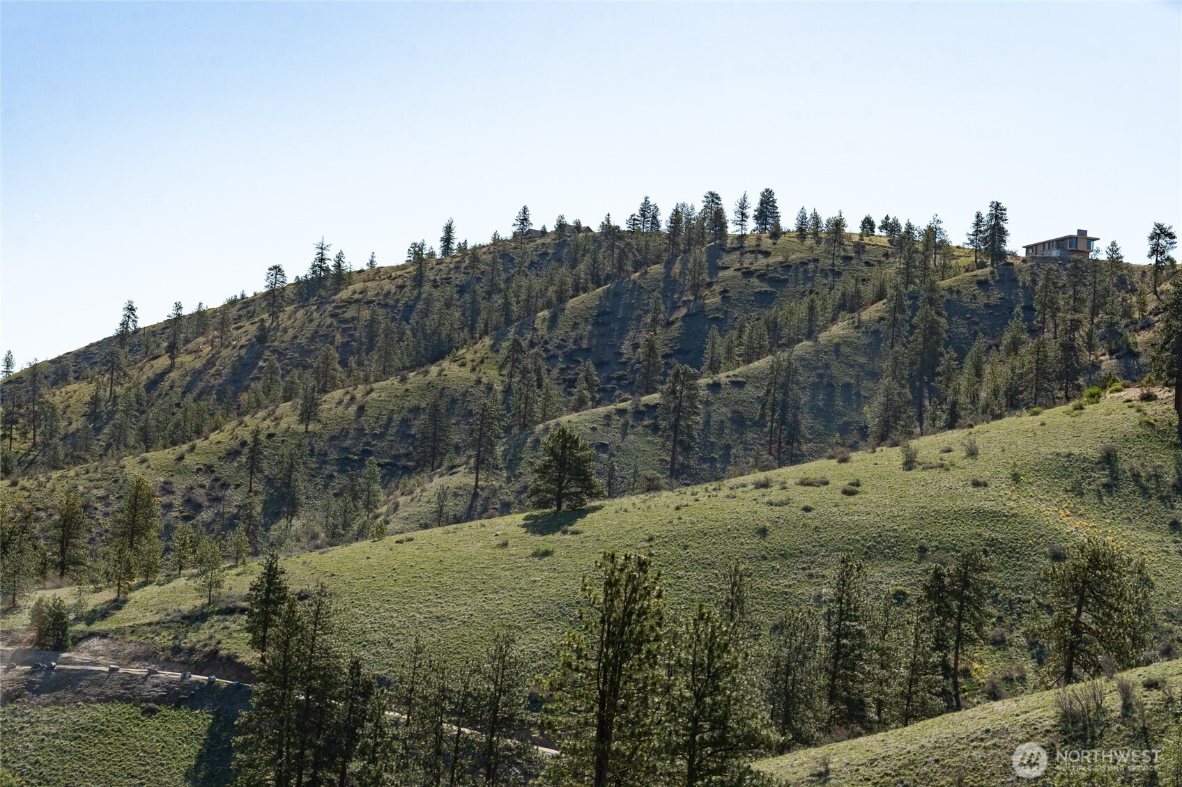 282 Hawks Ridge Road Chelan, WA 98816 - Photo 11 of 17