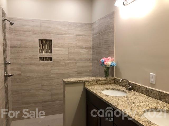 203 Whitaker Road Fairview, NC 28730 - Photo 7 of 13 Gallery Image 7