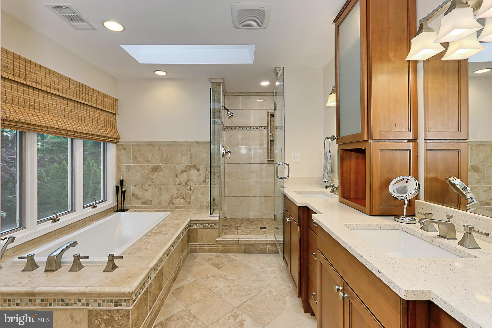 7903 Foxhound Road McLean, VA 22102 - Photo 34 of 61 Master Bath
