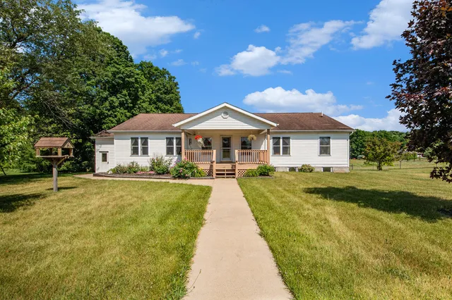 $774,000 | 14656 Hersey Road, Hersey, MI 49639