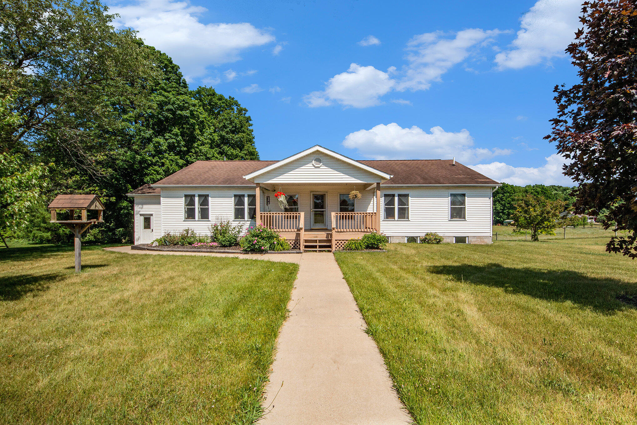 14656 Hersey Road Hersey, MI 49639 - Photo 2 of 70 002_img_6450_571