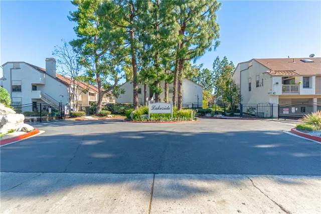 a street view with residential houses