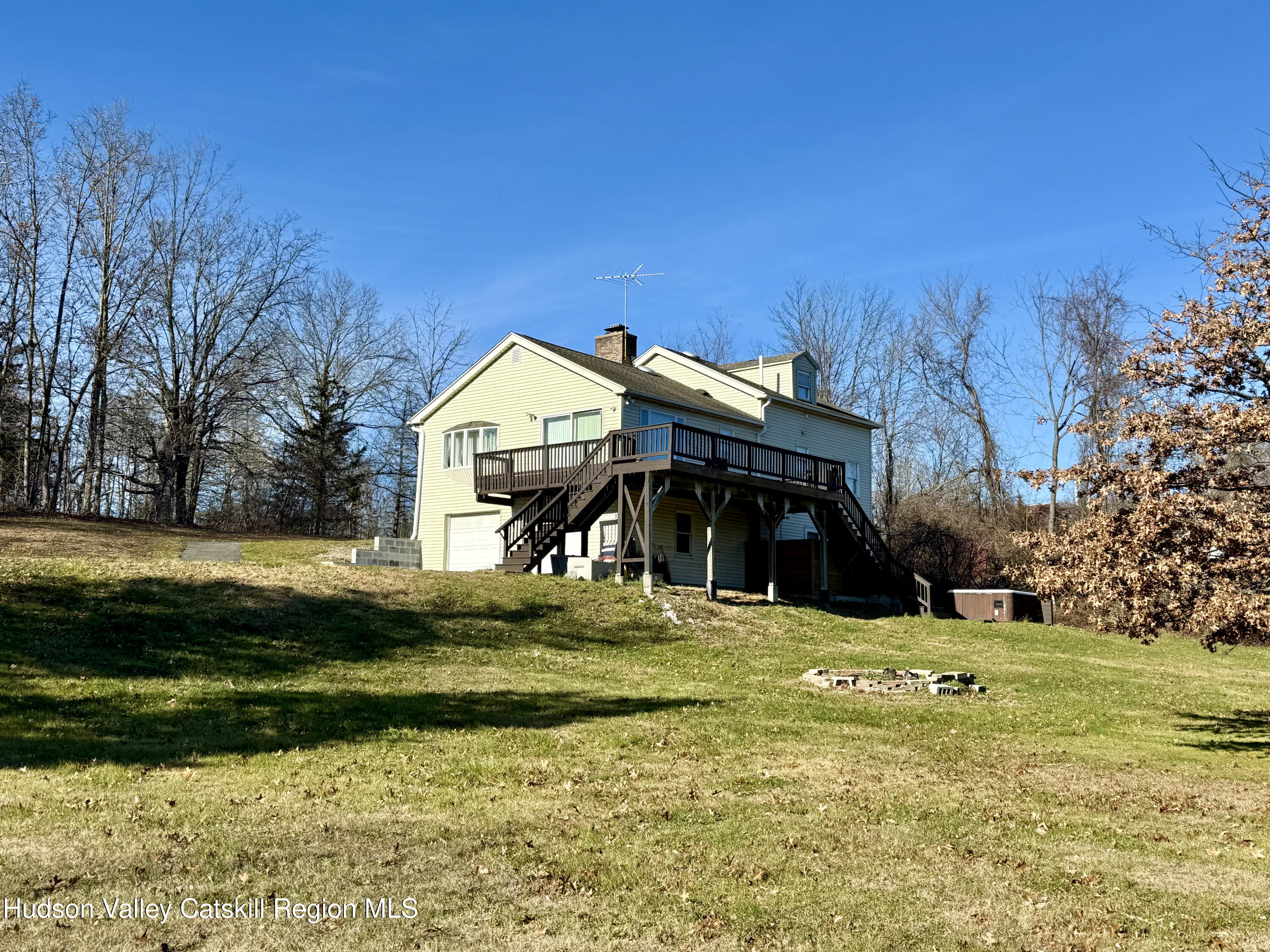 24 Howard Hall Road Athens, NY 12015 - Photo 1 of 79 IMG_7295