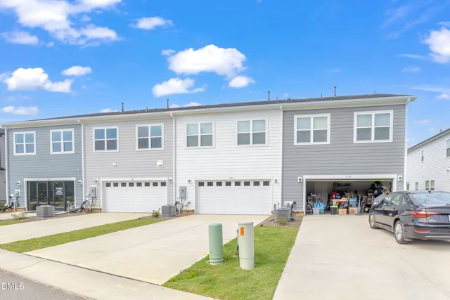 $389,800 | 283 Wendover Parkway, Pittsboro, NC 27312