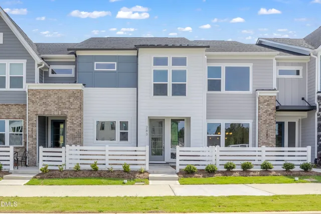 $389,800 | 283 Wendover Parkway, Pittsboro, NC 27312