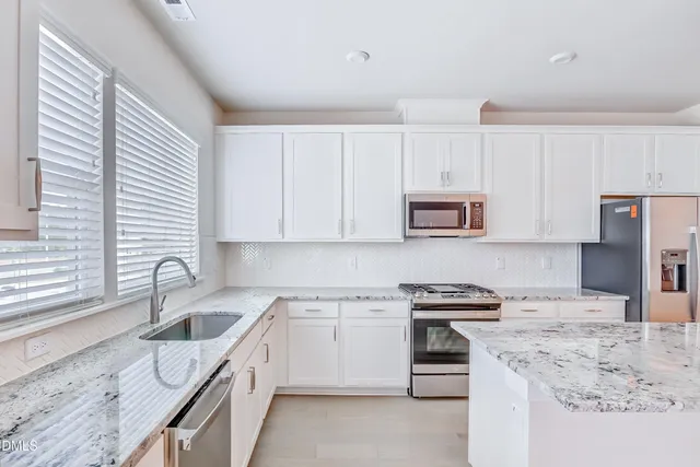 $389,800 | 283 Wendover Parkway, Pittsboro, NC 27312