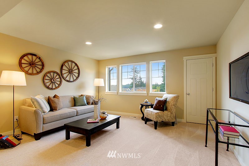 16811 37th Drive Southeast Bothell, WA 98012 - Photo 13 of 16 Gallery Image 13