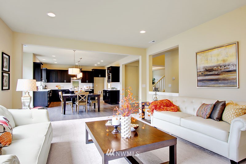 16811 37th Drive Southeast Bothell, WA 98012 - Photo 3 of 16 Gallery Image 3