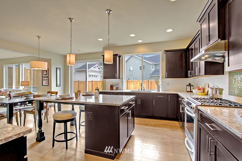 16811 37th Drive Southeast Bothell, WA 98012 - Photo 5 of 16 Gallery Image 5