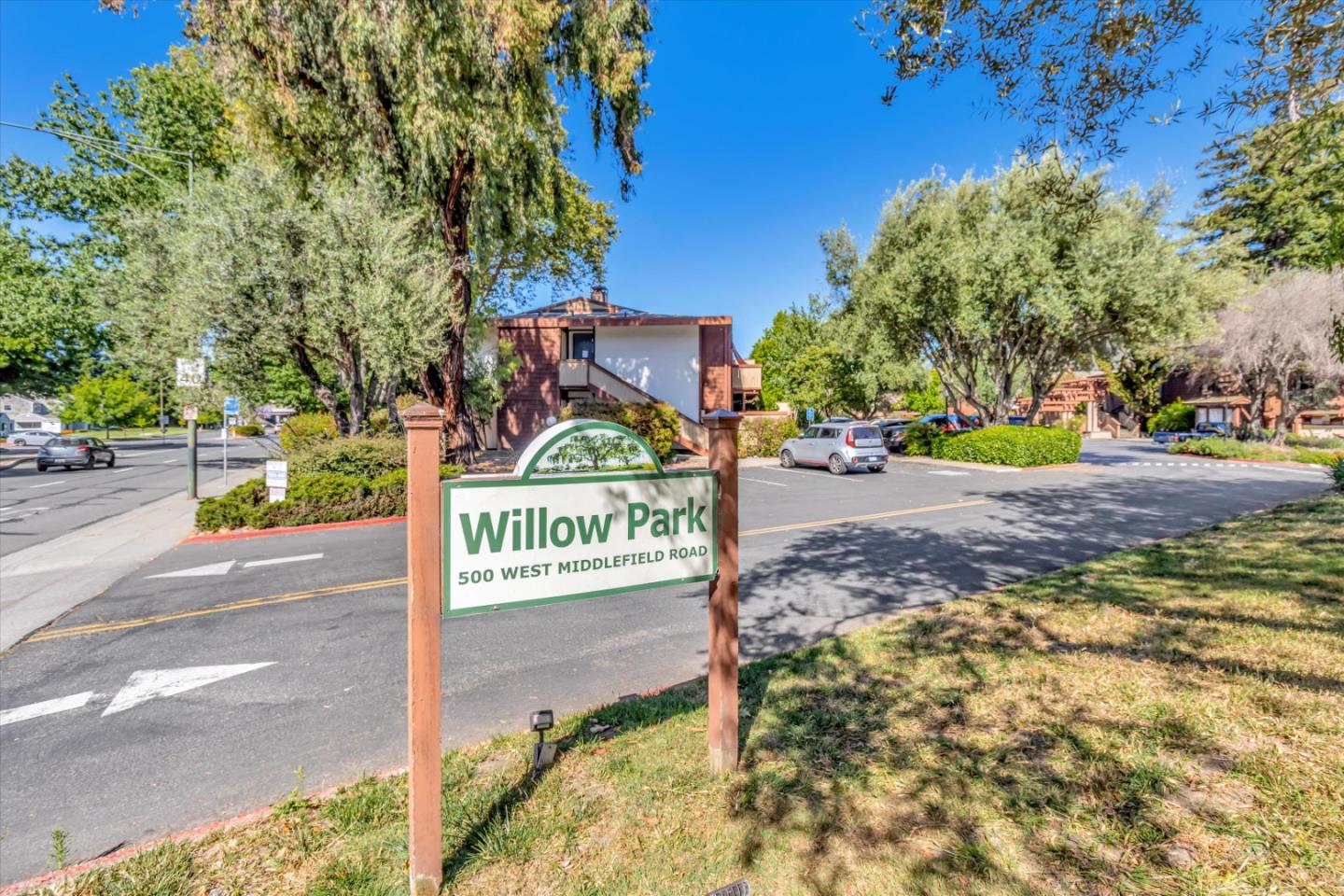 500 West Middlefield Road, Unit 100 Mountain View, CA 94043 - Photo 44 of 47 a sign on the side of the road