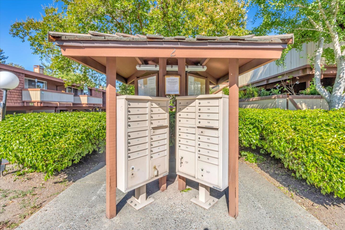 500 West Middlefield Road, Unit 100 Mountain View, CA 94043 - Photo 45 of 47 a view of a patio on the deck and a yard