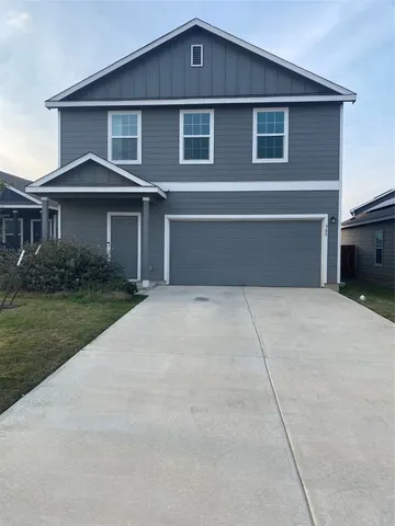 $1,800 | 385 Amber Glen, Maxwell, TX 78656