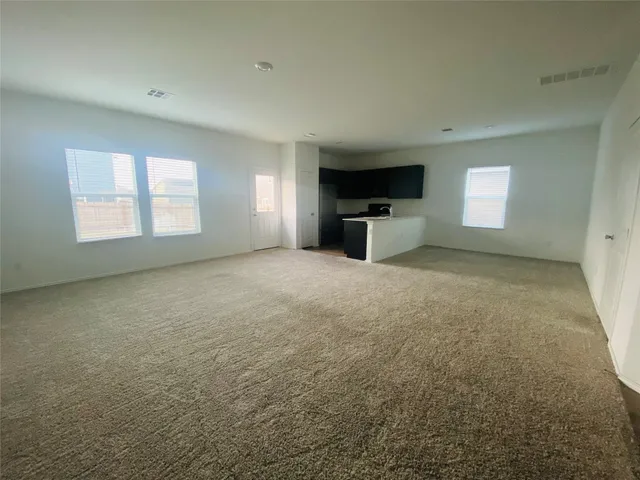 $1,800 | 385 Amber Glen, Maxwell, TX 78656