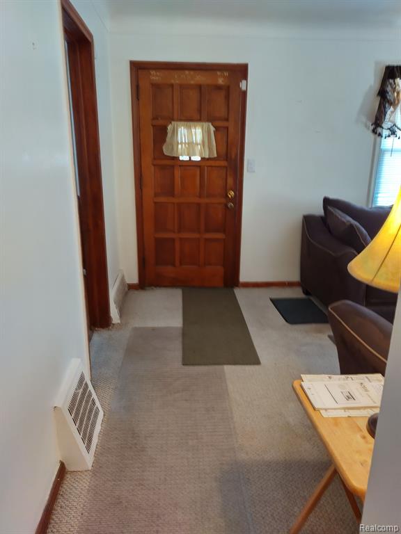 7233 Patton Street Detroit, MI 48228 - Photo 10 of 15