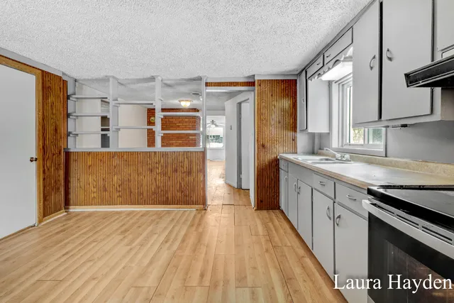 $79,999 | 525 South 1st Street, Edmore, MI 48829