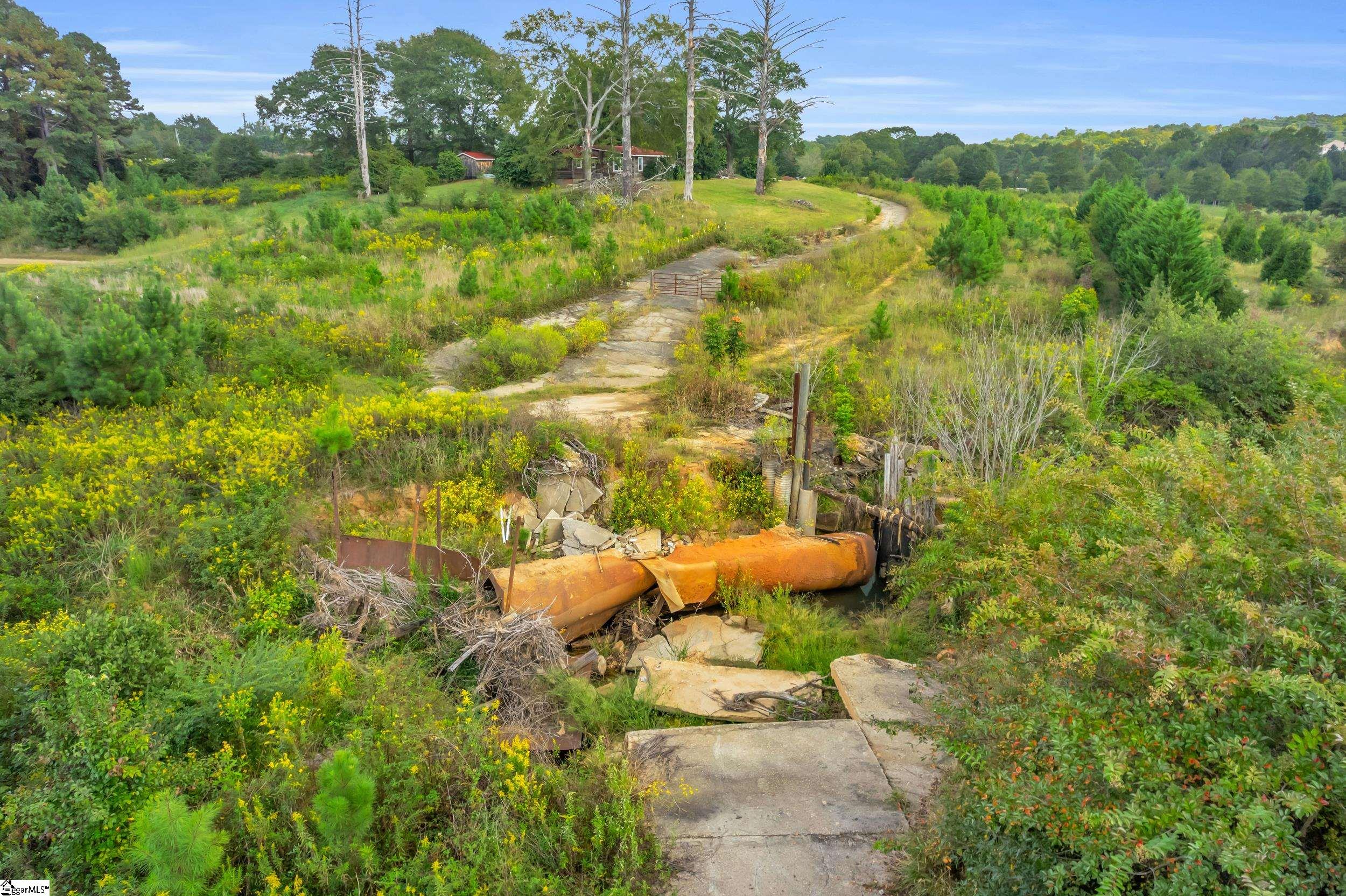 121 Bracken Lane Easley, SC 29642 - Photo 16 of 27