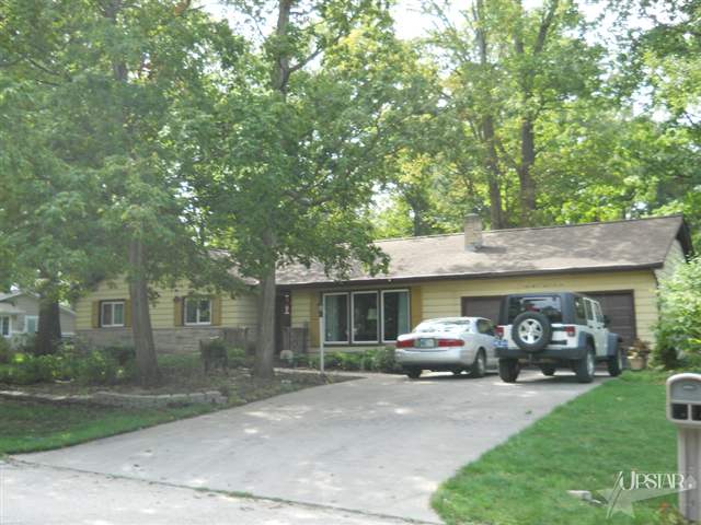 140 West Beech Drive Decatur, IN 46733 - Photo 3 of 7
