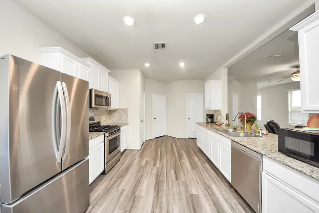 $270,000 | 6050 Oakland Bluff Lane, Porter, TX 77365