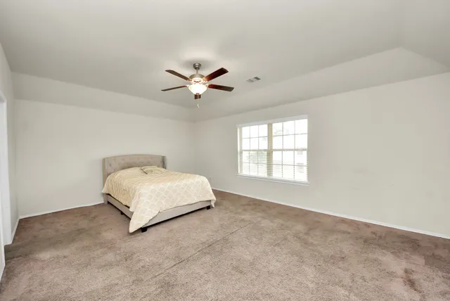 $270,000 | 6050 Oakland Bluff Lane, Porter, TX 77365