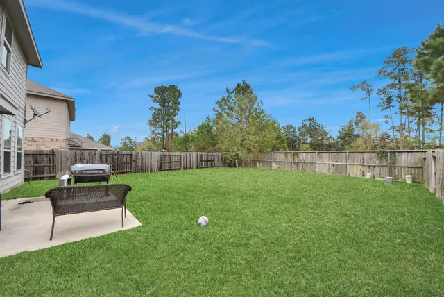 $270,000 | 6050 Oakland Bluff Lane, Porter, TX 77365