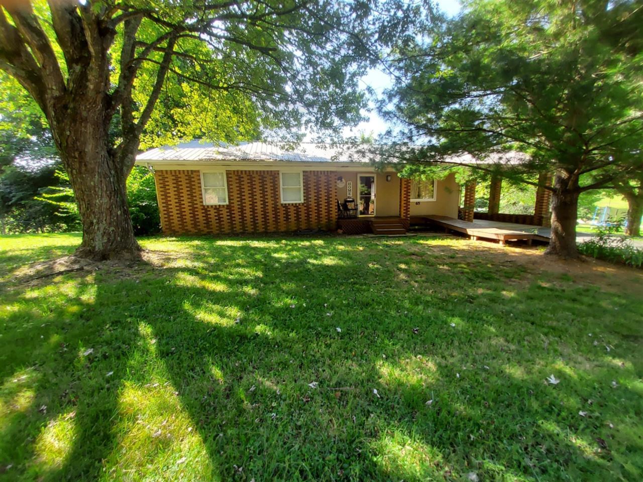 65 Lick Branch Road Glasgow, KY 42141 - Photo 2 of 27 Gallery Image 2