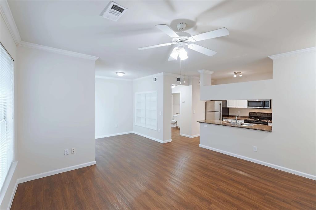 10505 I-35 Frontage Road South, Unit 338 Austin, TX 78747 - Photo 3 of 24 6 Weeks Rent Free!On select units