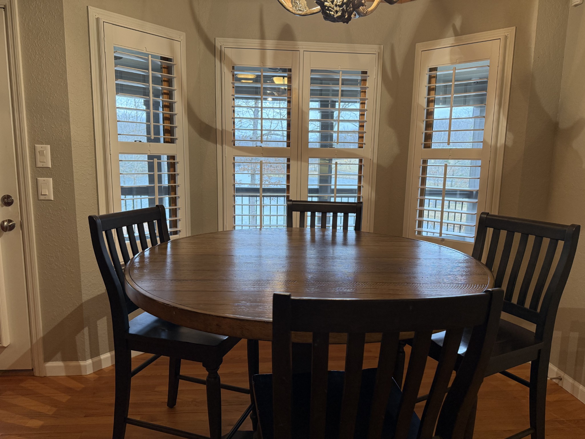 107 Chickory Lane Monteagle, TN 37356 - Photo 10 of 34 a view of a dining room with furniture and wooden floor