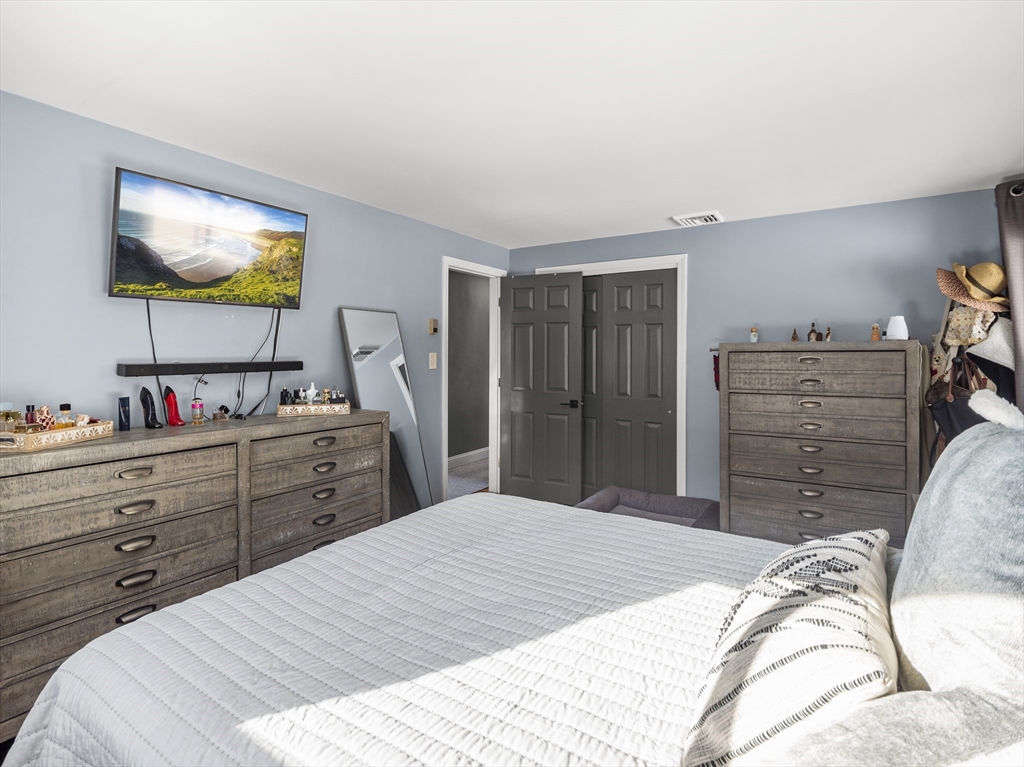19 Jane Road Methuen, MA 01844 - Photo 22 of 38 Gallery Image 22