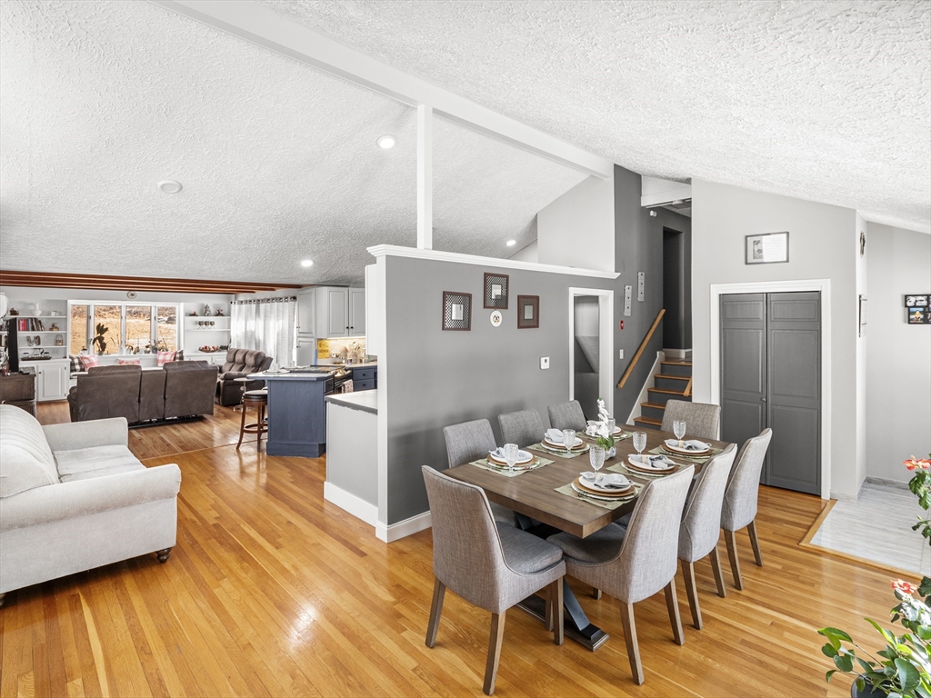 19 Jane Road Methuen, MA 01844 - Photo 4 of 38 Gallery Image 4
