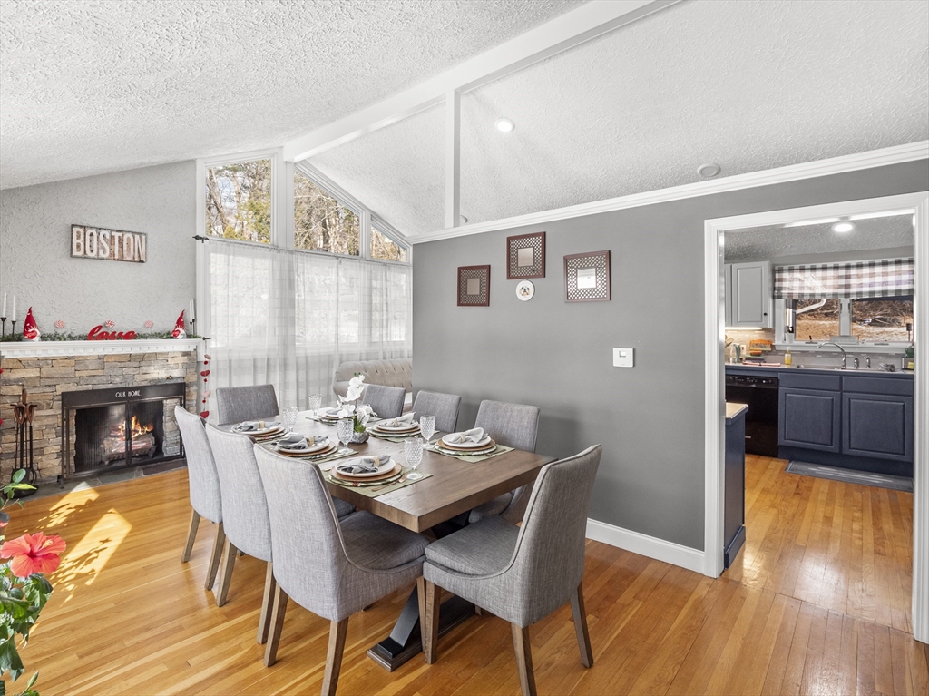 19 Jane Road Methuen, MA 01844 - Photo 5 of 38 Gallery Image 5