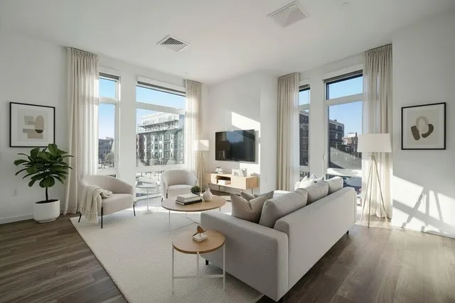 $5,350 | 839 Beacon Street, Unit 403, Boston, MA 02215