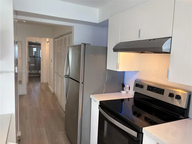 $2,750 | 1340 Lincoln Road, Unit 806, Miami Beach, FL 33139