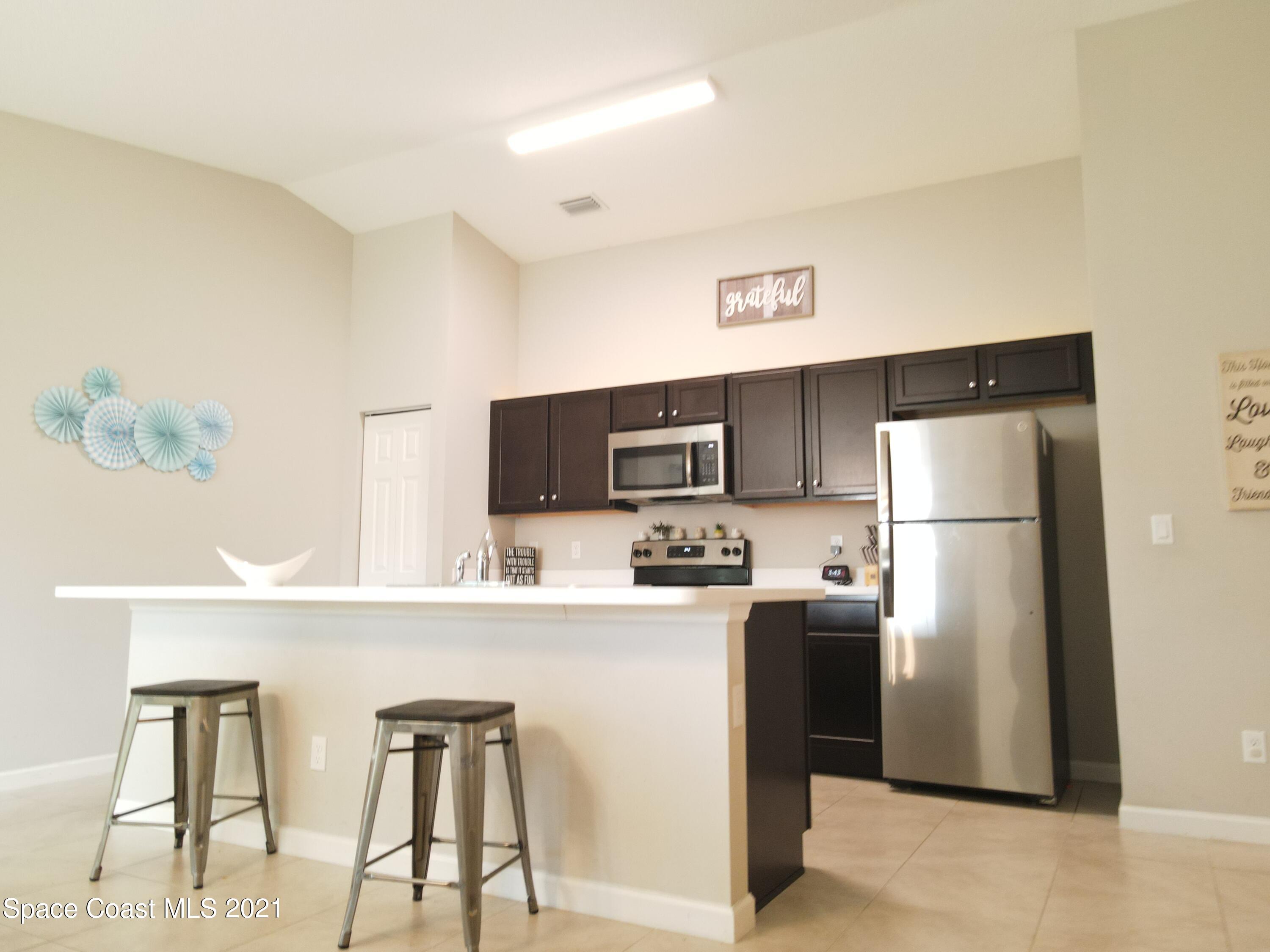 1525 Talbott Street Palm Bay, FL 32909 - Photo 18 of 31 Kitchen