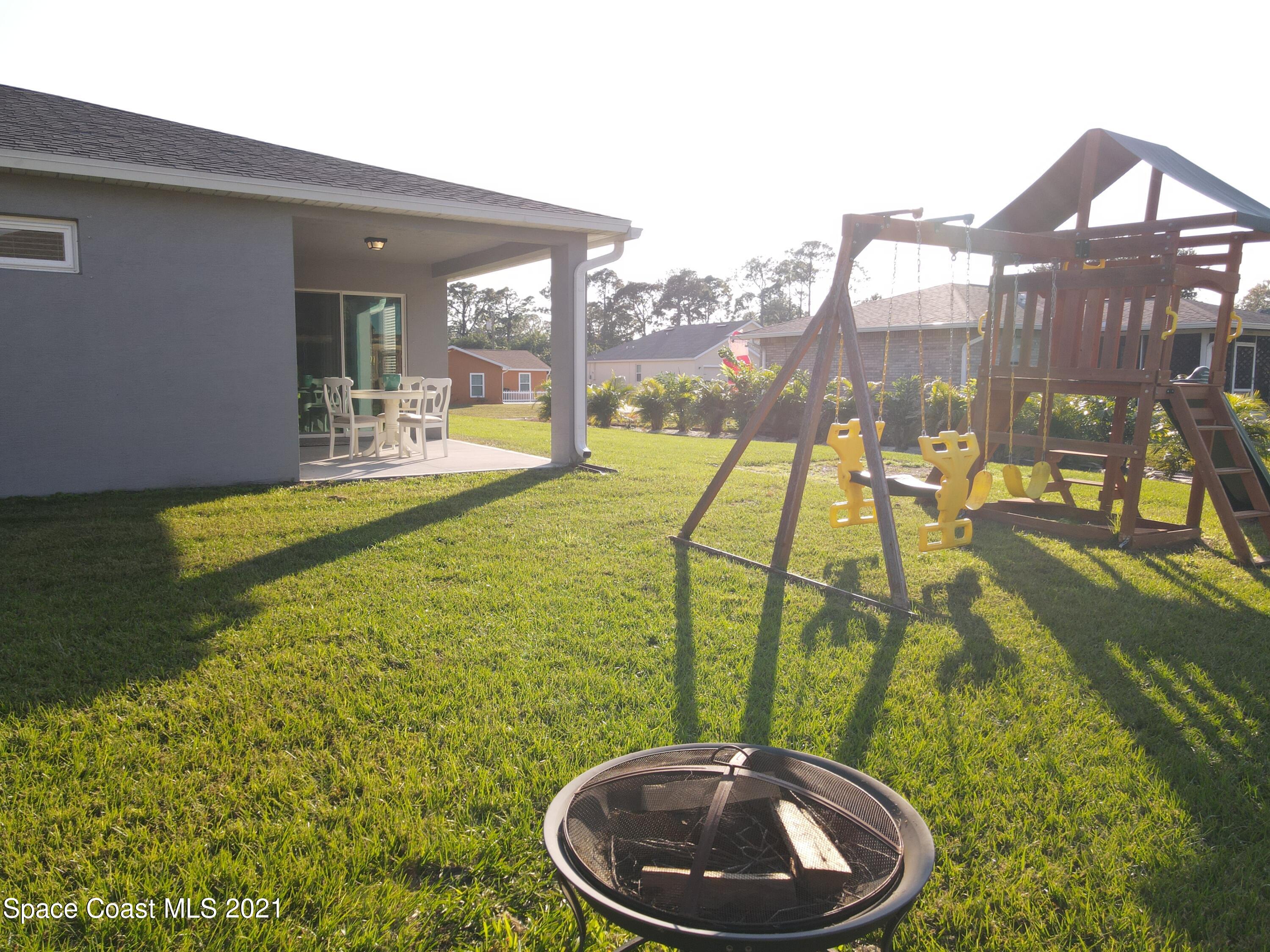 1525 Talbott Street Palm Bay, FL 32909 - Photo 31 of 31 Backyard